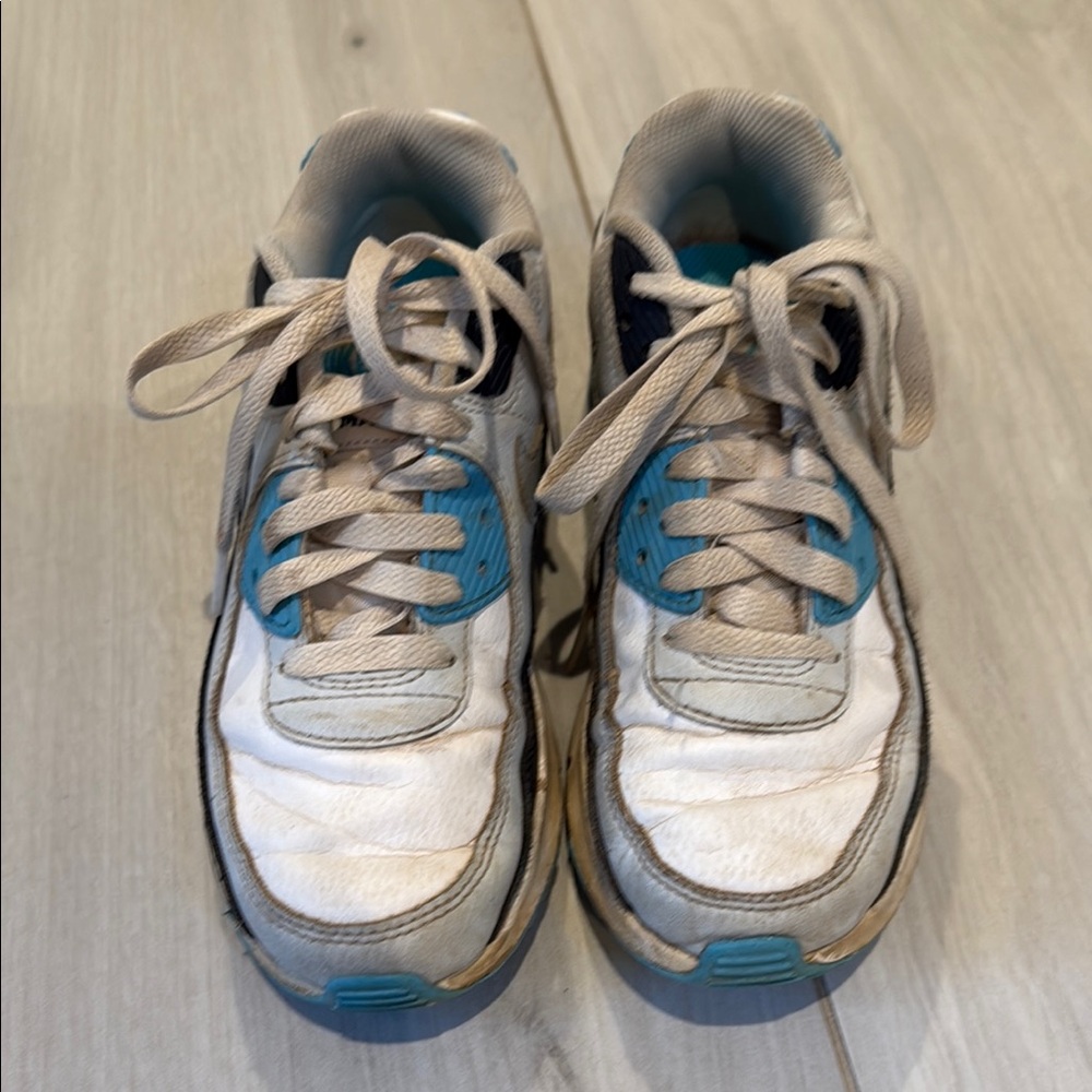 Nike Air Max White and Blue Sneakers, size 3.5 youth - Picture 4 of 7